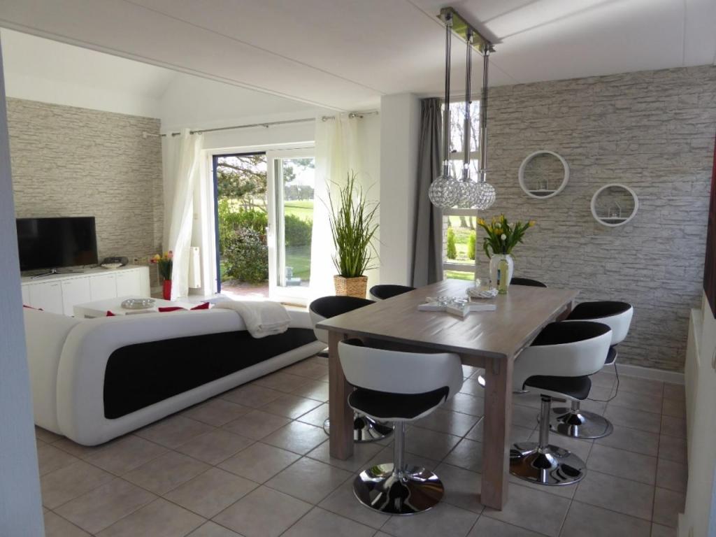 יוליאנאדורפ Villa Beach & Golf מראה חיצוני תמונה